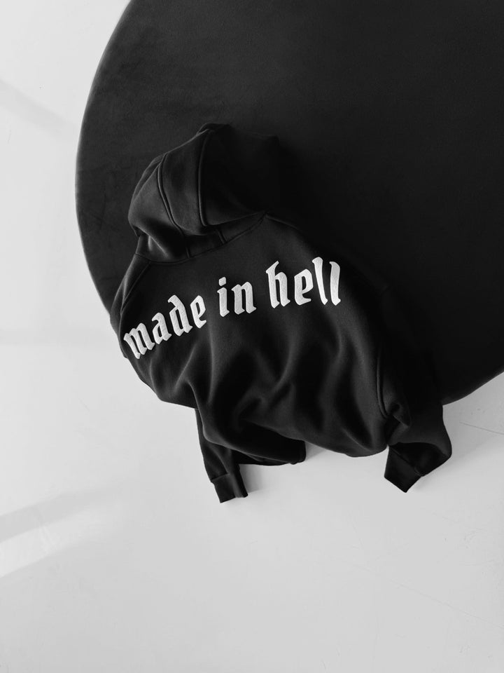 Oversize Pagaminta Pragarą Hoodie - Juoda
