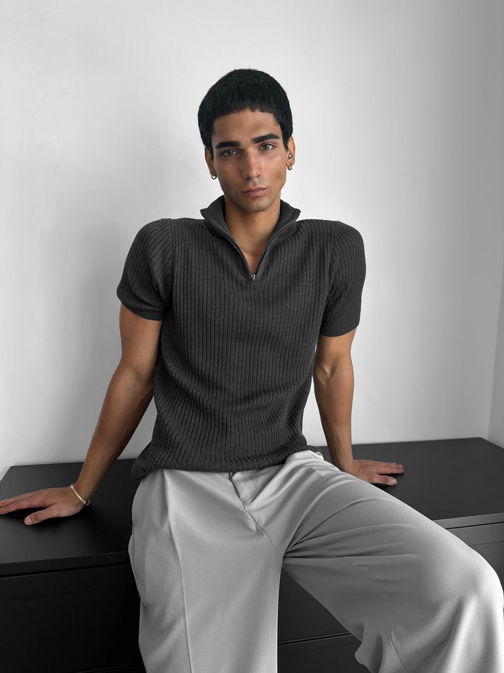 Lieknas Fit Mock Neck Zip T-shirt - Antracitas